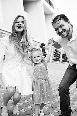 Amber Contemporary Family session